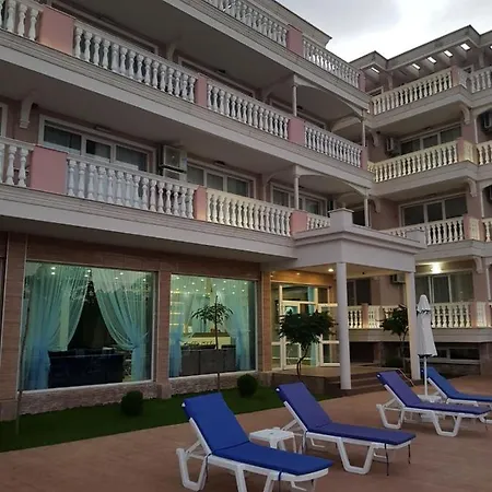 Aparthotel Perla Del Mar